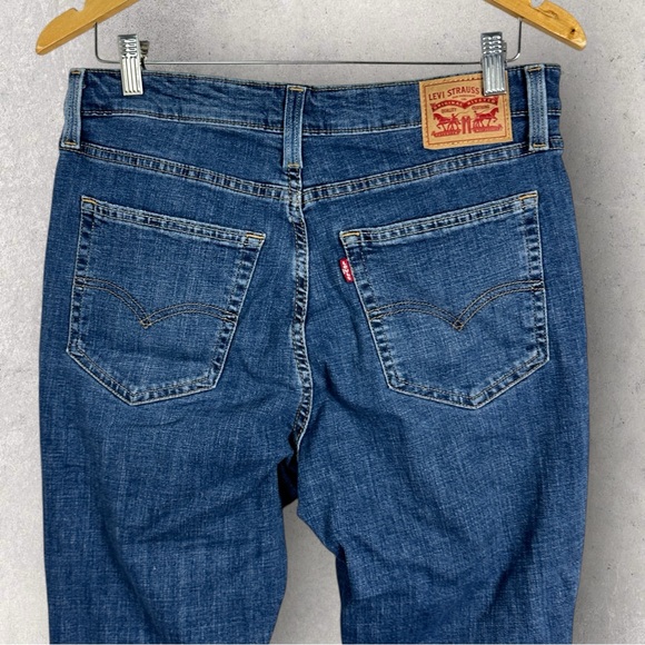 Levis 726 High Rise Flare Jeans Womens‎ Size 31 x 30 Waterless Distressed Denim - Picture 9 of 16